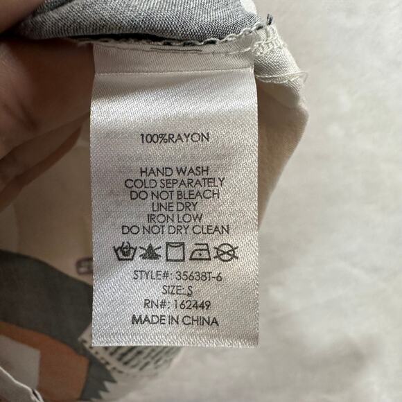 Sunburst Kiss Sz Small Graphic Print Wearable Art Short Sleeve Shirt Funky Retro - Picture 7 of 11